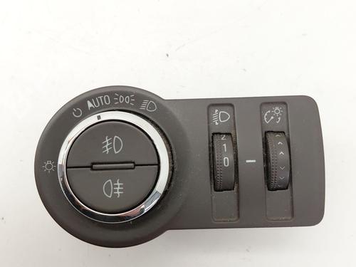 Forlygtekontakt Forlygtekontakt OPEL INSIGNIA A (G09) 2.0 CDTI (68) (131 hp) 33216566 33216566