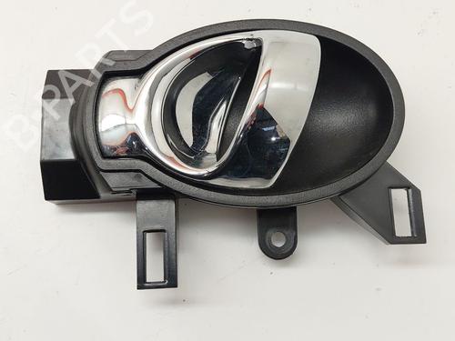 Used Front left interior door handle NISSAN JUKE (F15) 1.2 DIG-T (115 hp) 31590028
