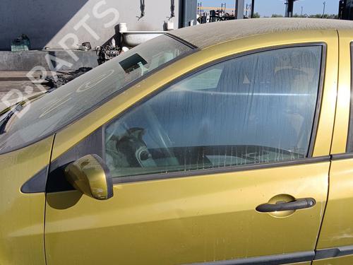 left-front-door-renault-clio-iii-br01-cr01-2005-2006-2007-2008-2009-2010-2011-2012-2013-2014-36664827 main image