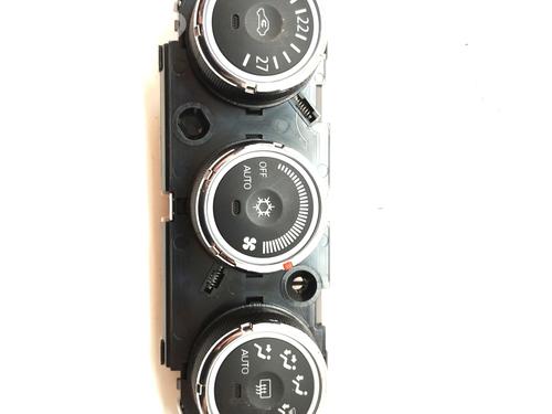 Used Climate control MITSUBISHI ASX (GA_W_) [2009-2025]  18945978