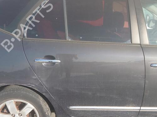 Used Right rear door KIA CARENS III MPV (UN) 2.0 CRDi 140 (140 hp) 27624405