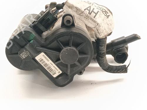Used Right rear brake caliper FORD MONDEO V Hatchback (CE) 2.0 TDCi (150 hp) 30881469