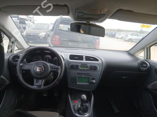 Left taillight SEAT LEON (1P1) 1.4 TSI | BP39528951C34 - Image 6