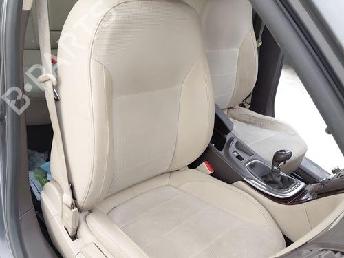 Used Right front seat Right front seat OPEL INSIGNIA A (G09) 2.0 CDTI (68) (131 hp) 32759876 32759876