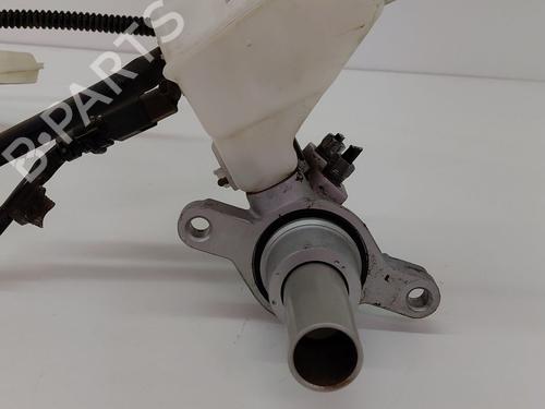 Used Brake master cylinder CITROËN C4 Grand Picasso II (DA_, DE_) 1.2 THP 130 (130 hp) 29938006