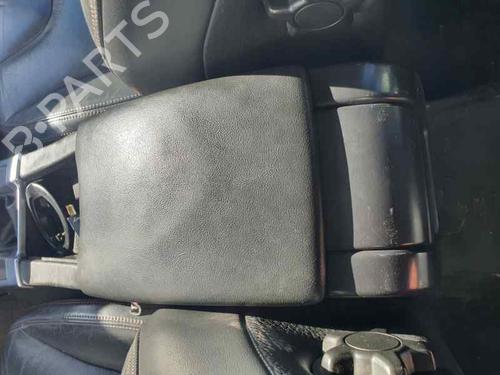 Used Armrest / Center console VOLVO XC60 I SUV (156) D5 AWD (205 hp) 22970047