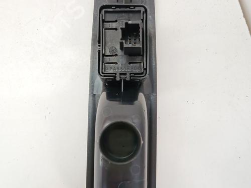 Right rear window switch RENAULT MEGANE III Hatchback (BZ0/1_, B3_) 1.2 TCe (BZ2B, BZ11) | BP36782147I28 - Image 2