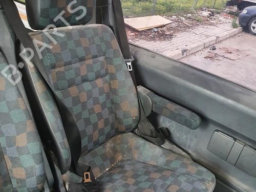 Used Rear seat MERCEDES-BENZ VITO Bus (W638) 108 CDI 2.2 (638.194) (82 hp) 24429355
