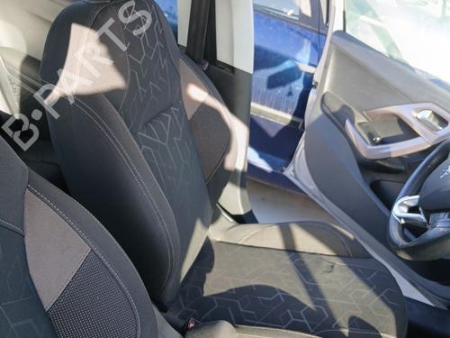 Left front seat PEUGEOT 2008 I (CU_) 1.2 VTi | BP38952328C15 - Image 4