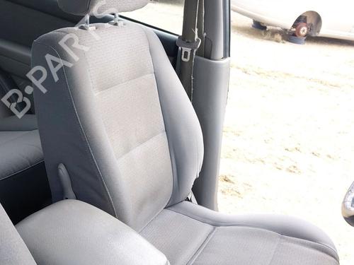 Left front seat KIA SORENTO I (JC) 2.5 CRDi 4WD | BP31316972C15 