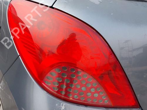 Venstre baglygte PEUGEOT 207 (WA_, WC_) 1.4 (75 hp) 31650850