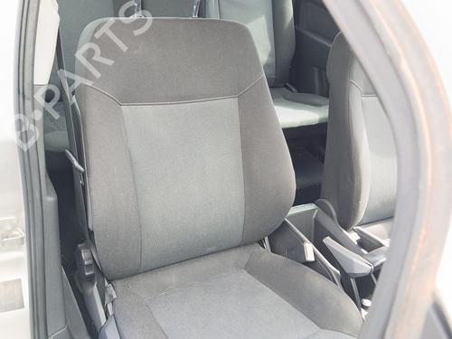 Sæde højre fortil Sæde højre fortil OPEL ZAFIRA / ZAFIRA FAMILY B (A05) 1.9 CDTI (M75) (120 hp) 35728318 35728318