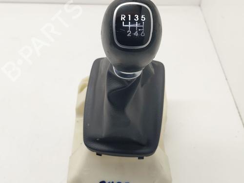 Used Gear lever KIA CARENS IV 1.7 CRDi (116 hp) 31290880