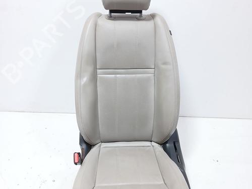 left-front-seat-land-rover-range-rover-velar-l560-2017-39503608 main image