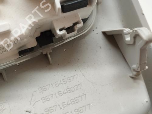 Interior roof light CITROËN C4 II (NC_) 1.6 HDi 90 | BP15981327I8