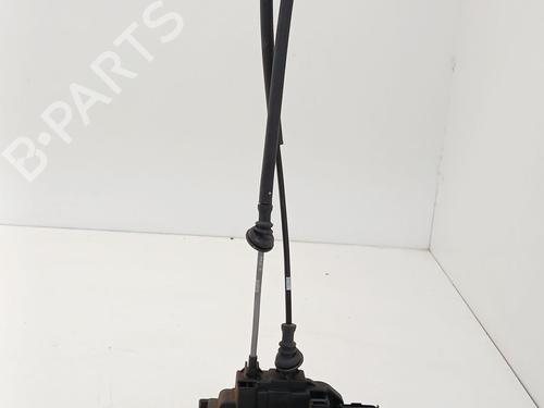 Højre bagtil lås Højre bagtil lås HYUNDAI SANTA FÉ II (CM) 2.2 CRDi 4x4 (155 hp) 33980668 33980668