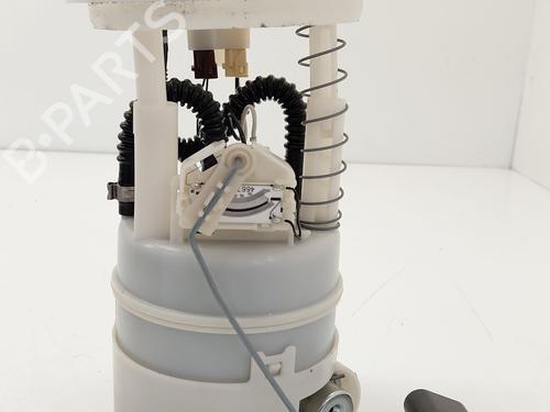 Used Fuel pump NISSAN JUKE (F15) 1.2 DIG-T (115 hp) 31594926