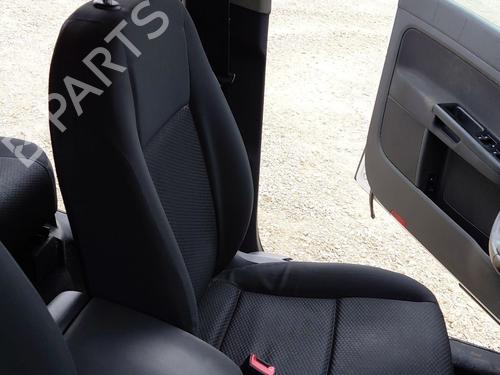 Left front seat VW GOLF PLUS V (5M1, 521) 1.6 TDI | BP29851481C15