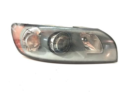 Used Right headlight VOLVO V50 (545) 2.4 (170 hp) 19504583