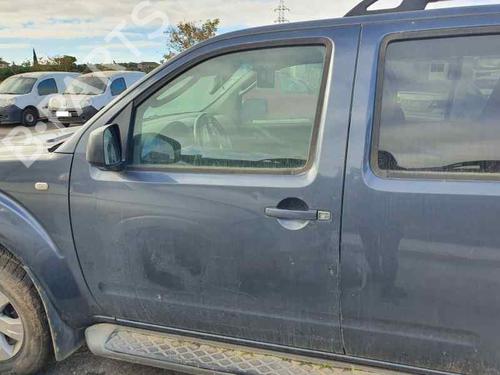 Used Left front door NISSAN PATHFINDER III (R51) [2005-2025]  22650636
