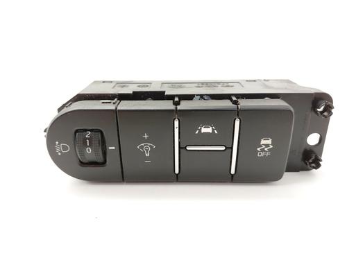 switch-kia-ceed-sportswagon-cd-2018-32522107 main image