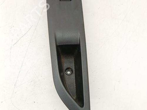Used Right front window switch Right front window switch 38872532 38872532