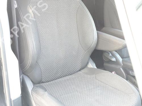 Used Right front seat CITROËN C4 Picasso I MPV (UD_) 1.6 HDi (109 hp) 32477031