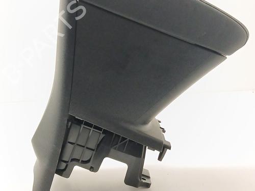 Apoyobrazos central Apoyobrazos central OPEL CORSA F (P2JO) 1.2 (68) (101 hp) 33964882 33964882