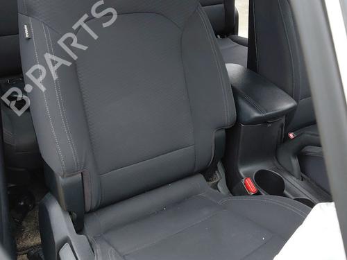 Used Right front seat KIA CARENS IV 1.7 CRDi (116 hp) 31188257