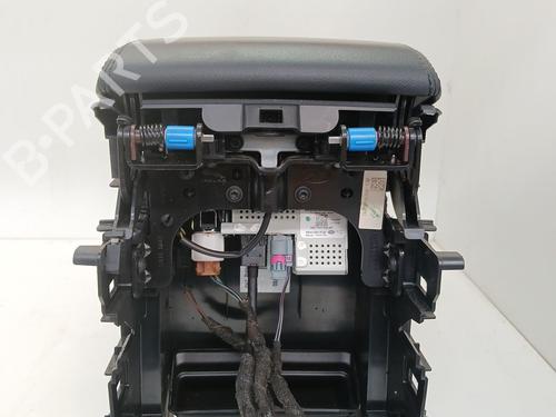 Armrest / Center console JAGUAR E-PACE (X540) 2.0 D180 AWD | BP35727361I20 - Image 5
