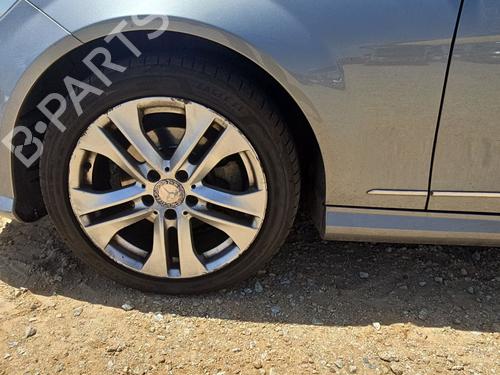 left-front-fenders-mercedes-benz-c-class-w204-2007-2008-2009-2010-2011-2012-2013-2014-2015-35955262 main image