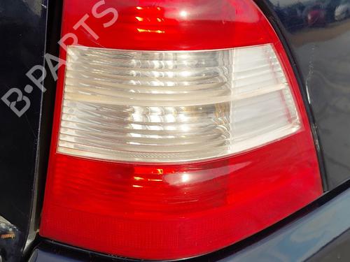 Used Right taillight MERCEDES-BENZ M-CLASS (W163) ML 270 CDI (163.113) (163 hp) 31145337