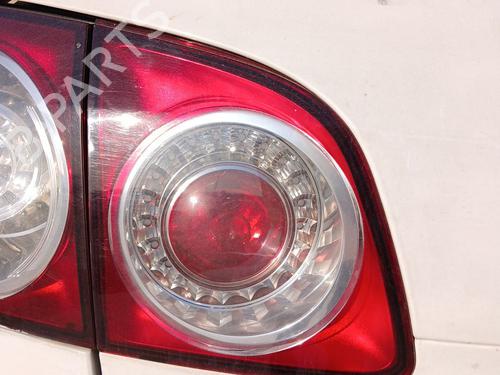left-tailgate-light-vw-golf-plus-v-5m1-521-2004-2005-2006-2007-2008-2009-2010-2011-2012-2013-36235237 main image