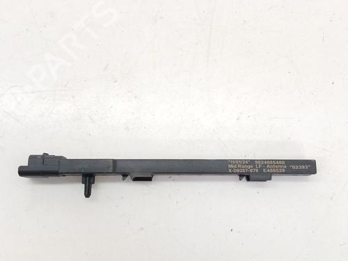 Antena/Base Antena/Base PEUGEOT 3008 II SUV (MC_, MR_, MJ_, M4_) 2.0 BlueHDi 136 (136 hp) 35920304 35920304