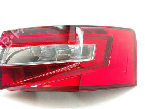 Used Right taillight SKODA SUPERB III (3V3) 2.0 TDI (150 hp) 29924352
