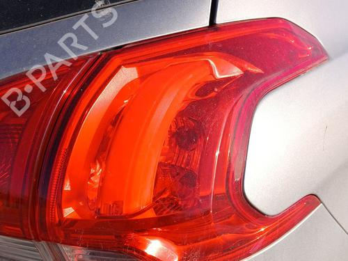 Used Right taillight Right taillight 38952319 38952319