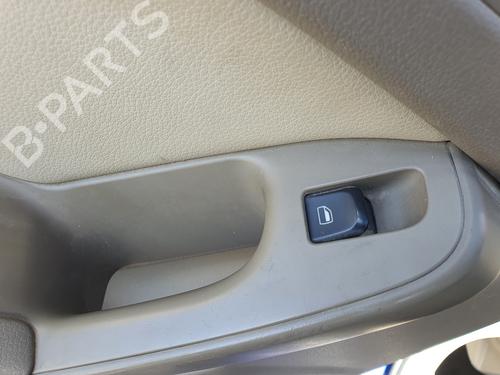 Left rear window switch AUDI A4 B8 (8K2) | BP15976711I29 - Image 1