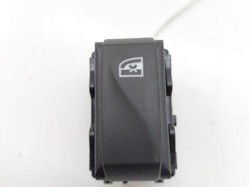 Used Right rear window switch DACIA SANDERO II TCe 90 (B8M1, B8MA, B8AC) (90 hp) 26691761