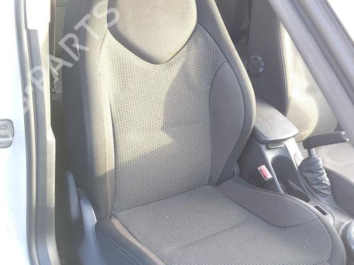 Stol høyre foran PEUGEOT 308 I (4A_, 4C_) 1.6 16V (120 hp) 31215016