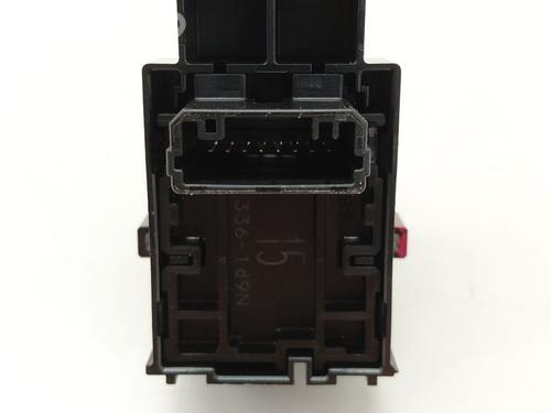 Right front window switch TOYOTA RAV 4 V (_A5_, _H5_) 2.5 Hybrid AWD (AXAH54) | BP32133457I26