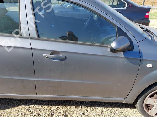 Used Right front door CHEVROLET AVEO / KALOS Saloon (T250, T255) 1.4 (94 hp) 27319457