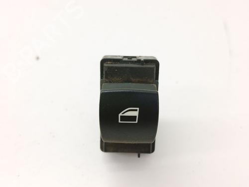 Used Right rear window switch Right rear window switch BMW X5 (E70) 3.0 d (235 hp) 33621026 33621026