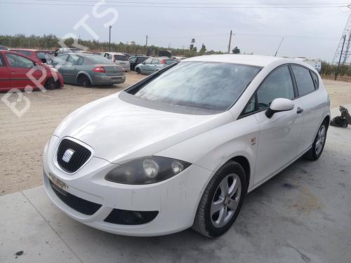 Brugte SEAT LEON (1P1) 1.4 TSI 4988038