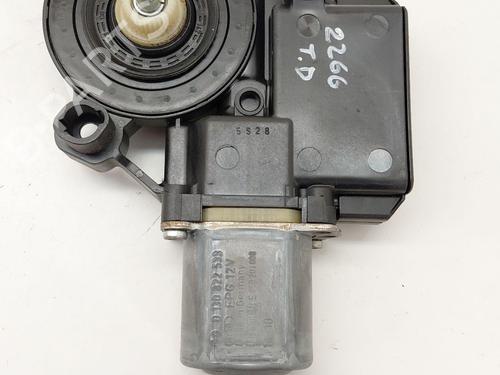 Used Right rear window motor VW POLO V (6R1, 6C1) 1.4 TDI (90 hp) 30906299