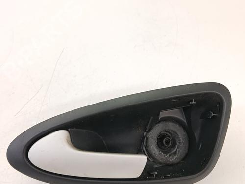 Used Front left interior door handle Front left interior door handle 38288372 38288372