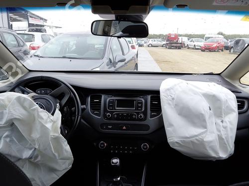 Sæde bagtil (2. række) KIA CARENS IV 1.7 CRDi | BP31188259I23 