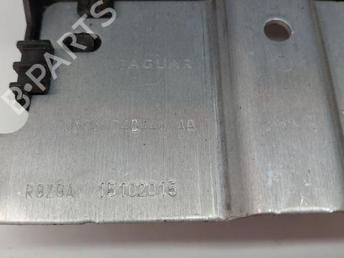 Fuse box JAGUAR XE (X760)  | BP29502745E1 