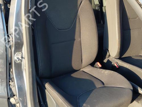 Used Right front seat RENAULT CLIO IV (BH_) 1.5 dCi 75 (75 hp) 29308255