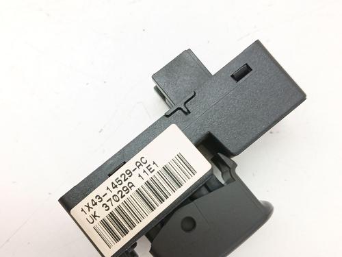 Right front window switch JAGUAR X-TYPE I (X400) 2.5 V6 All-wheel Drive | BP37659689I26 - Image 3