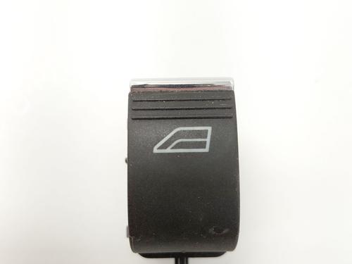 Used Right front window switch Right front window switch FORD FOCUS III 1.0 EcoBoost (125 hp) 33208434 33208434